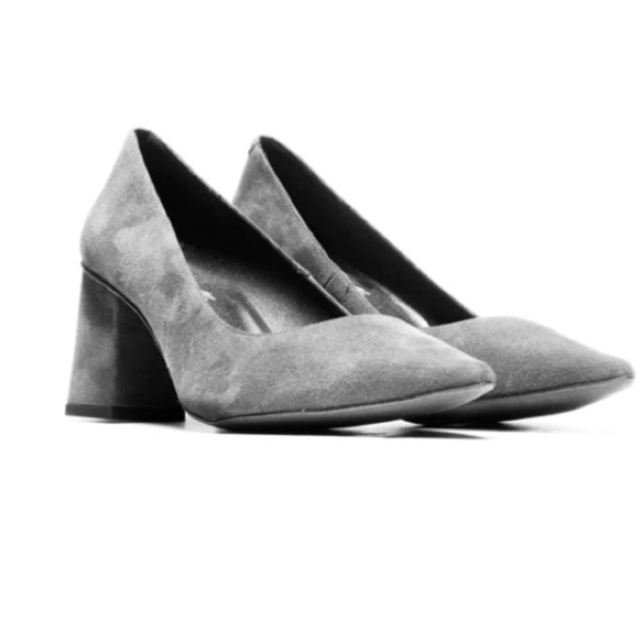 L'INTERVALLE—LARIBA GREY SUEDE - Picture 3 of 16